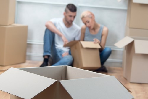 Local movers planning access and parking for a Wandsworth removal