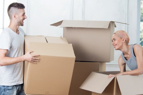 Trusted Wandsworth man with van assisting with a smooth relocation